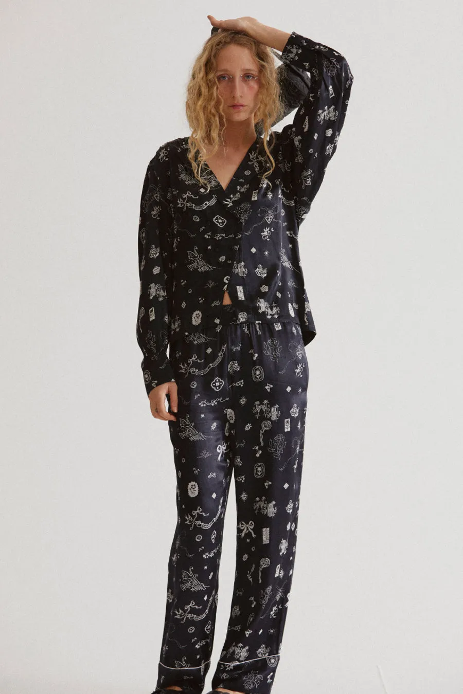 clairo blouse - symbol print