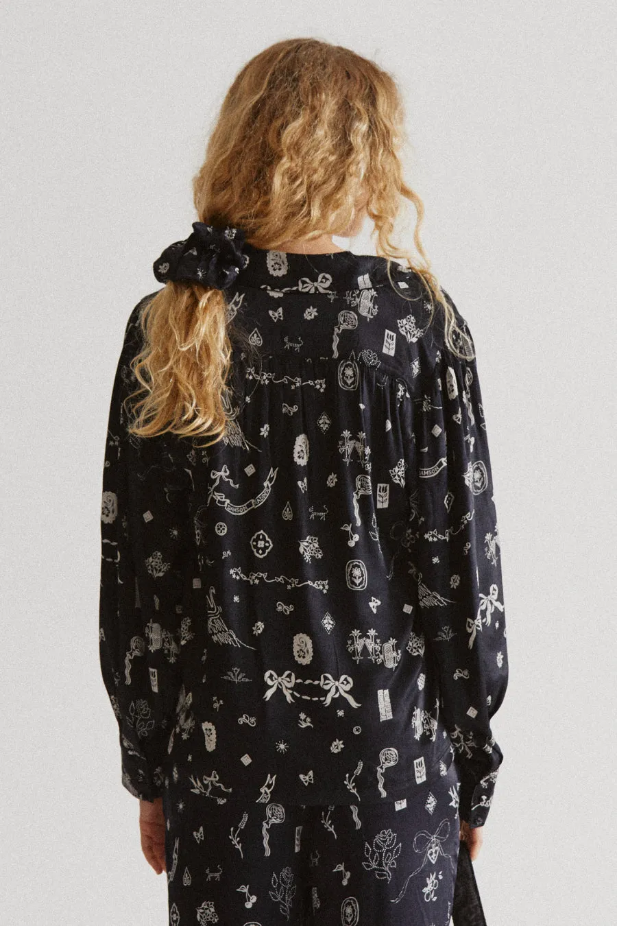 clairo blouse - symbol print