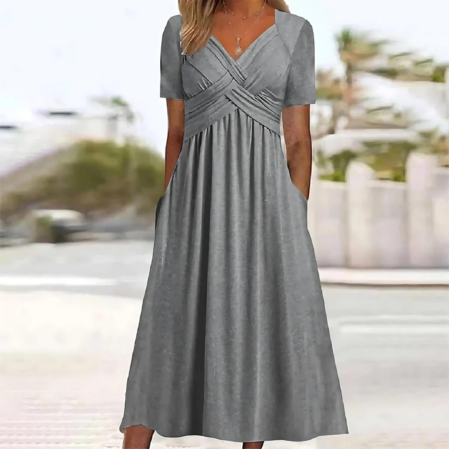 Daria | Sophisticated Midi Dress