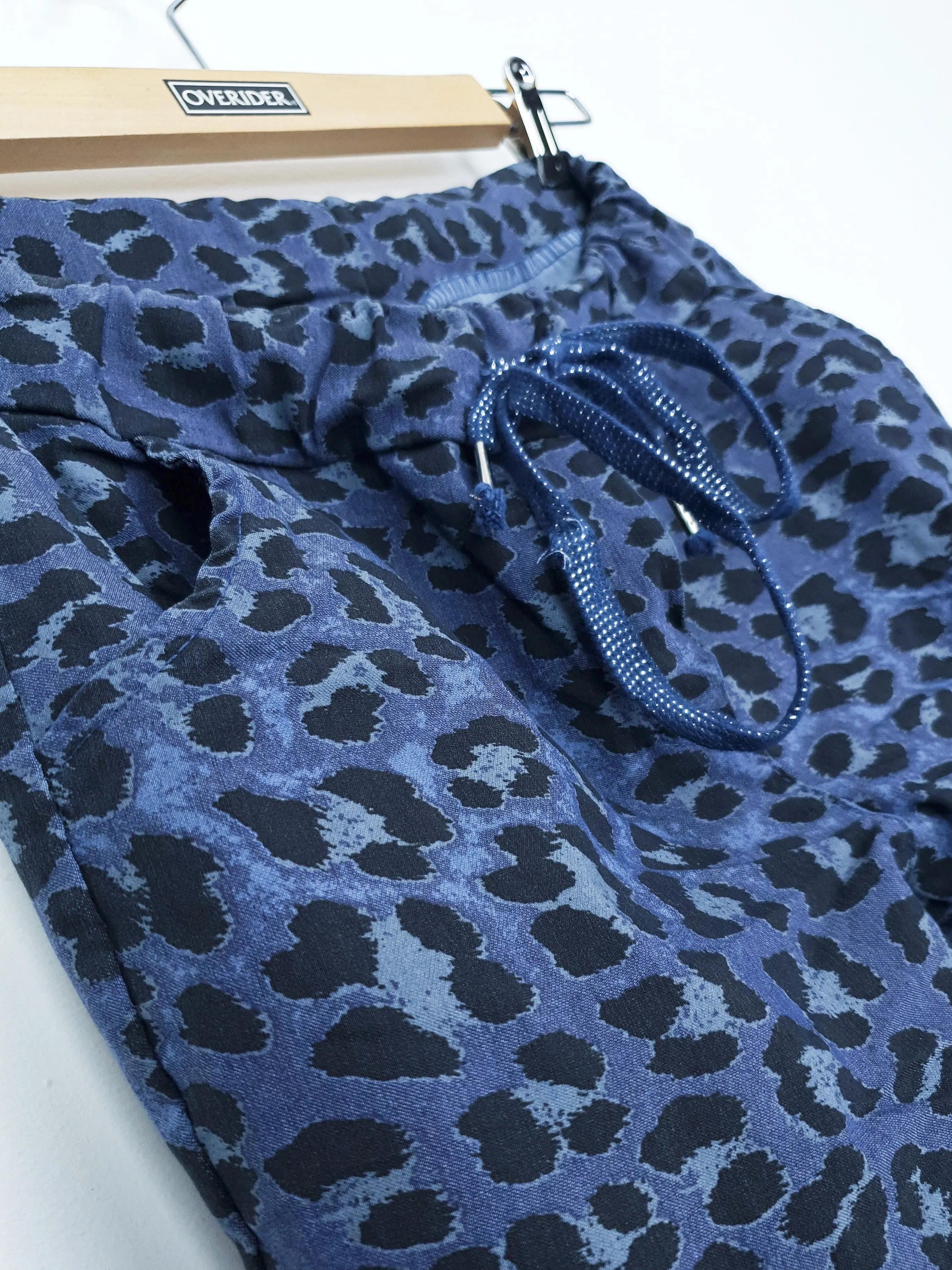 MARTA - Pull-on Joggers - Animal Print